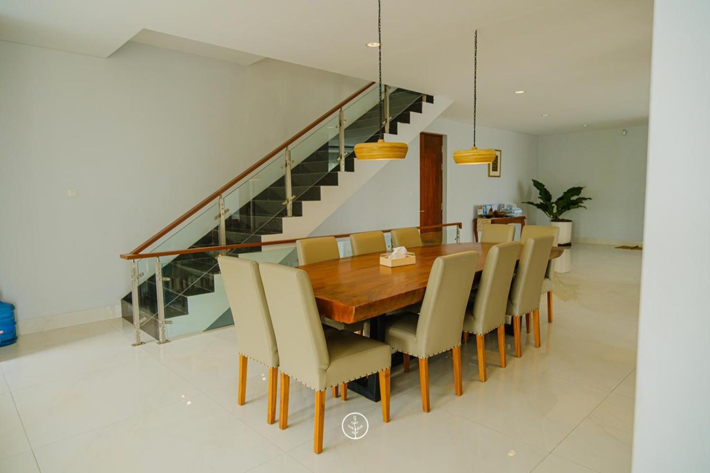 Anindya Hill View Villa 7 Bedrooms With A Private Swimming Pool Bandung Exterior photo